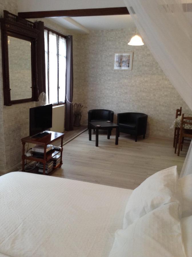French Holiday Accommodation Bort-les-Orgues Exterior photo